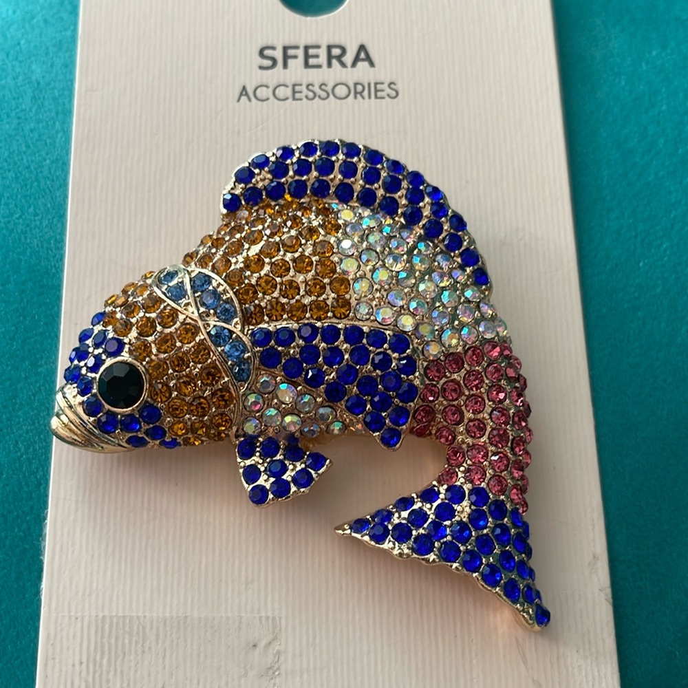 SFERA | Crystal Tropical Fish Brooch Pin | NWT | Multicolor Rhinestone | 3”x 4” - Picture 4 of 5